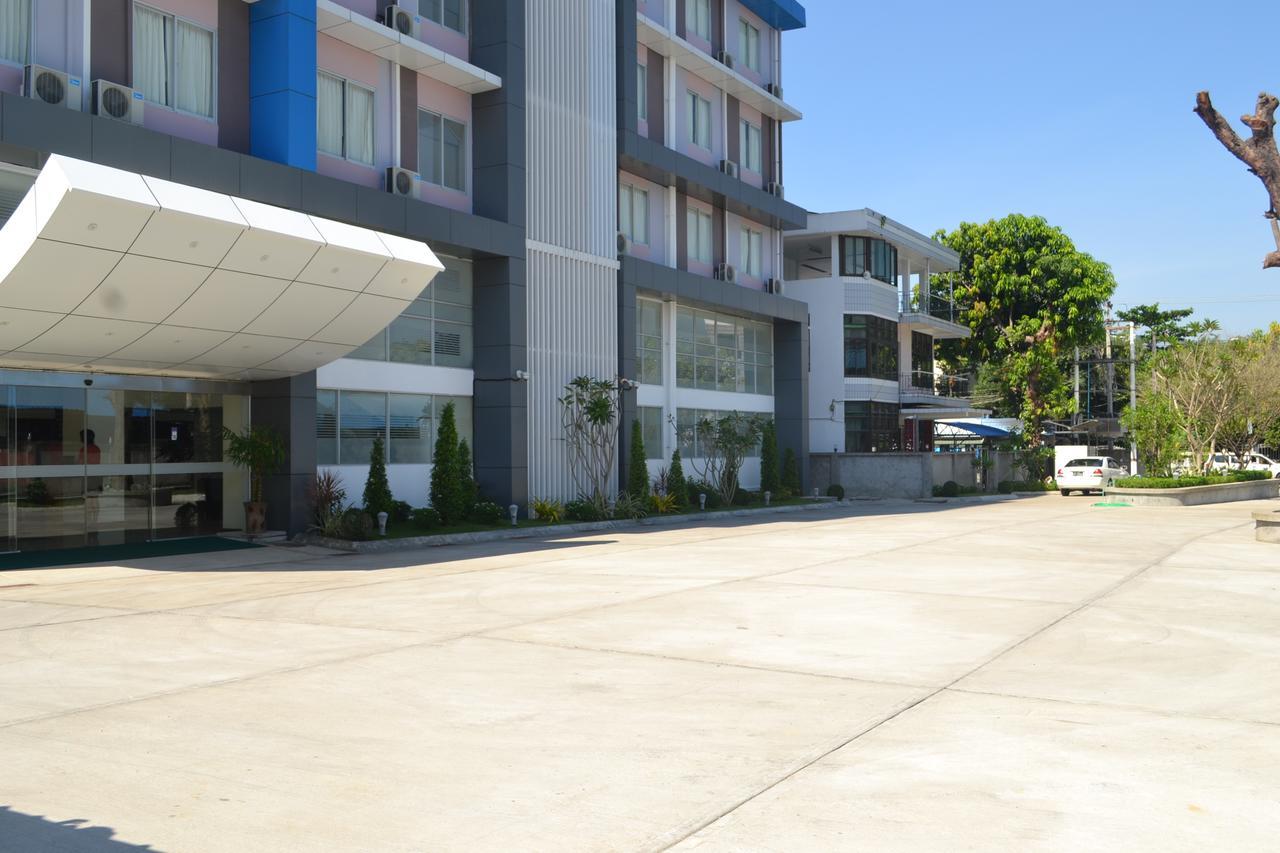 Hotel Broadway Yangon Bagian luar foto
